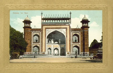 Gateway, Taj Mahal, Agra, India